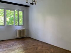 Berceni, Emil Racovita, Straduintei, Spital Obregia
